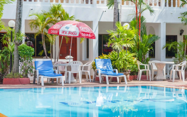 The Expat Hotel