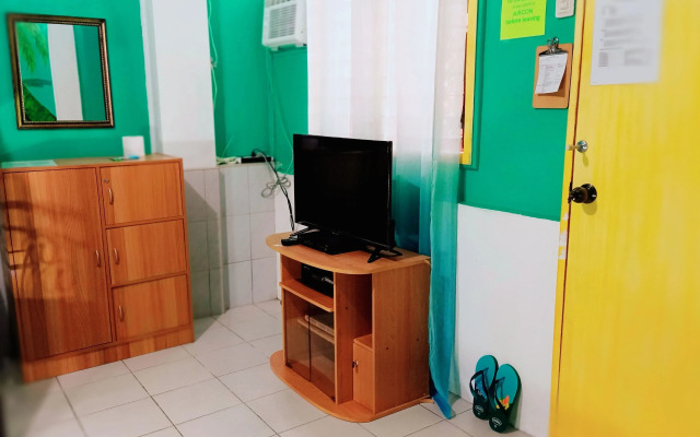 SmallFry's Beach Resort