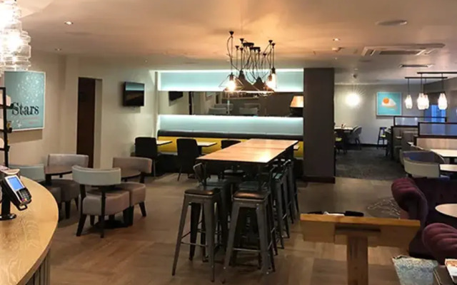 Premier Inn Watford Central