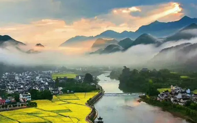 Xunmeng Huizhou Inn