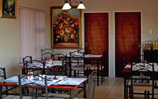 Casa Calida Guest House