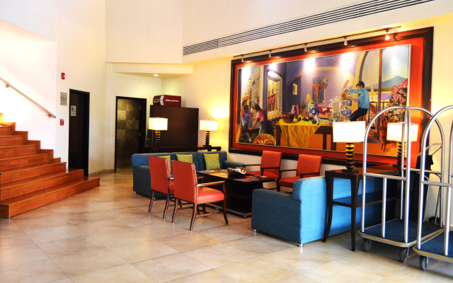 Courtyard by Marriott Puebla Las Animas