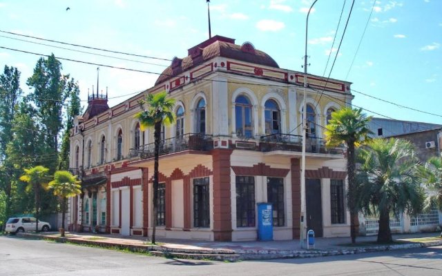 Guest house on Alania St.