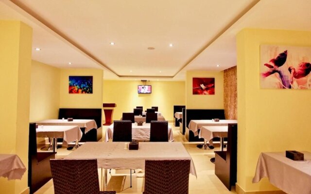By Ron Hotel