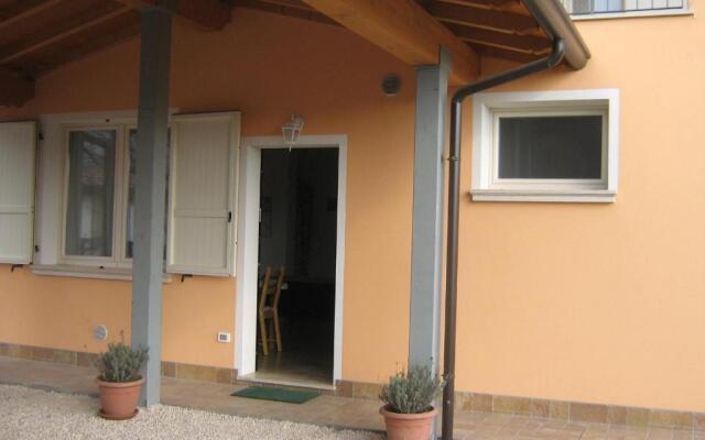 CASCINA LEGNAGO - bilocale a 6 chilometri da SALO'