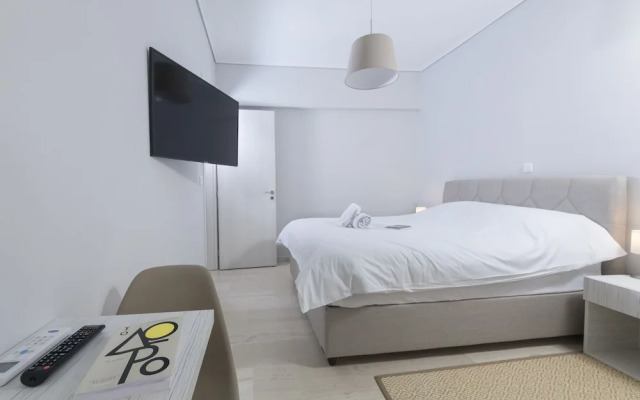 Stylish and Modern Apartment in the Heart of Athens