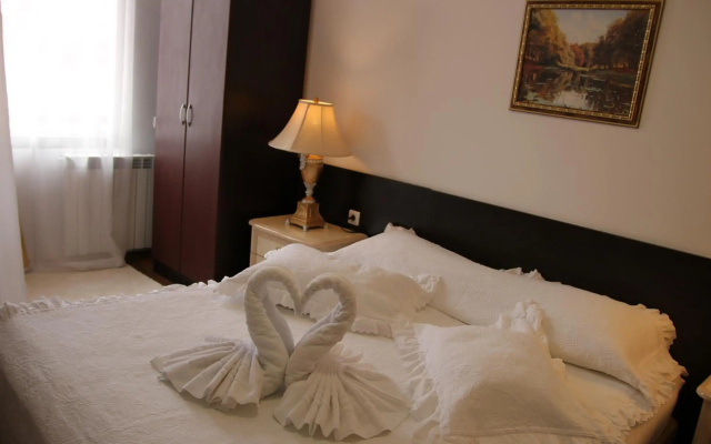 Hotel Elegant Lux