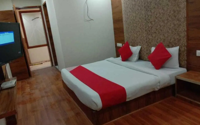 OYO 88996 Hotel Black Diamond 2