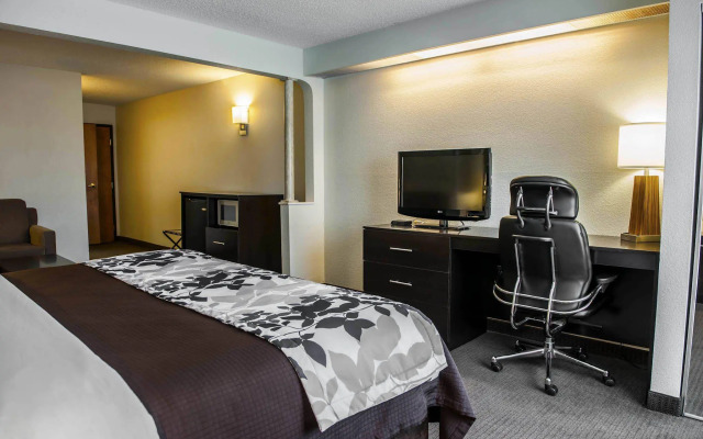 Sleep Inn & Suites