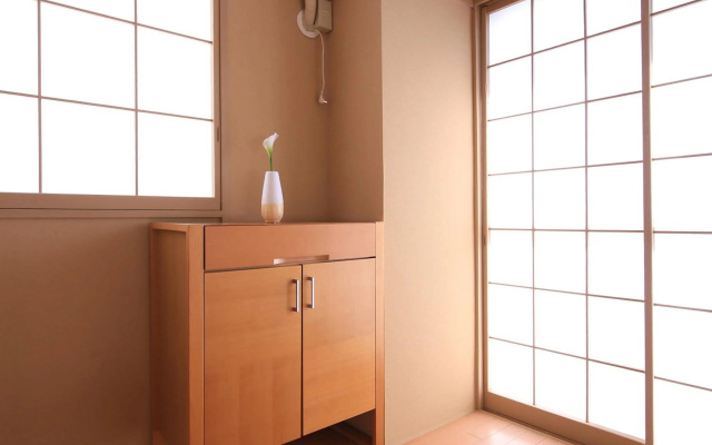 Tomaru Morisita House – Guest Rooms – Tokyo