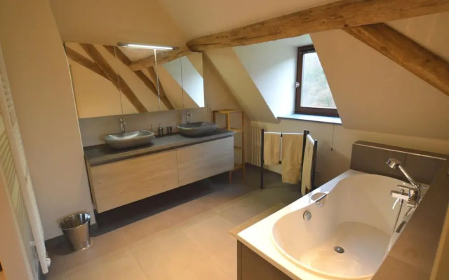Holiday Home in Mettet With Garden