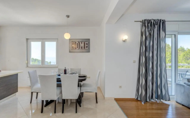 Apartments Cala
