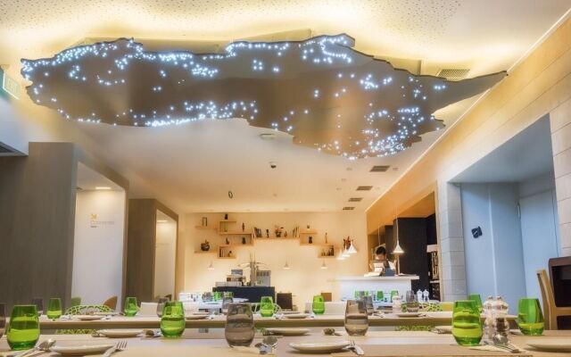 Seen Hotel Abidjan Plateau