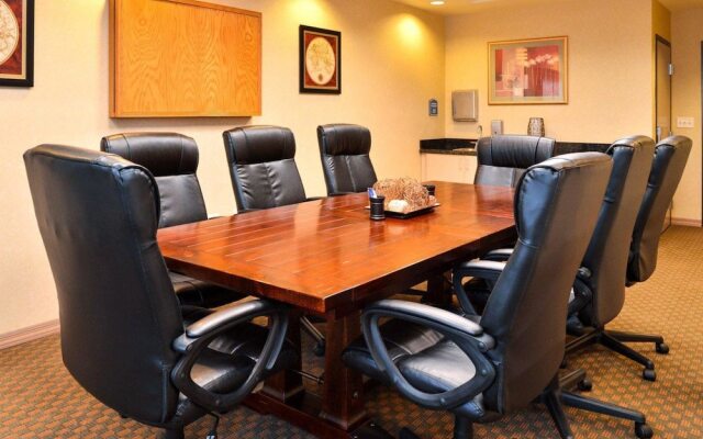 Comfort Inn And Suites