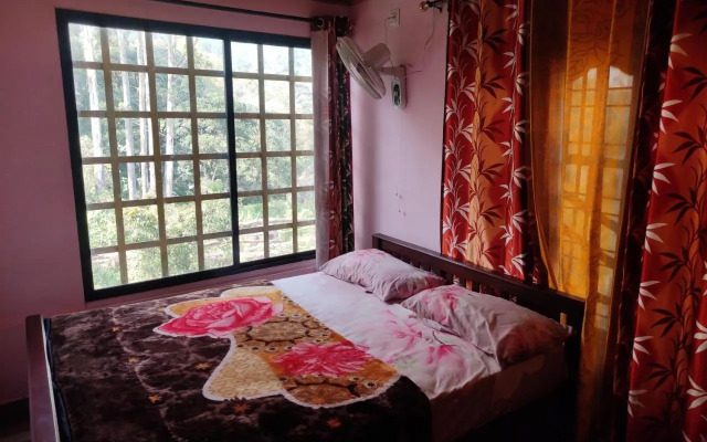 Pavithra Riverview Homestay