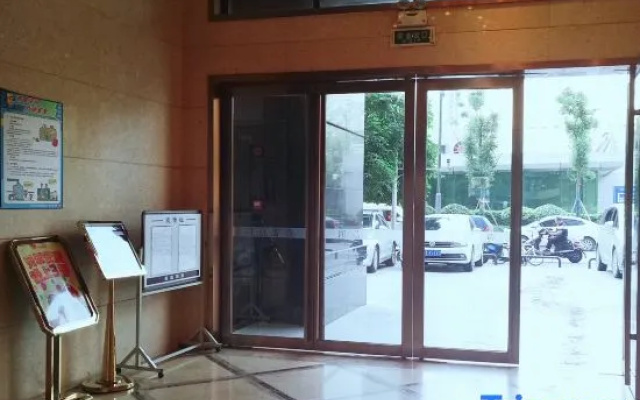 258 Serviced Apartment Hotel (Changsha Wu Yi Square IFS) – Outside – Changsha