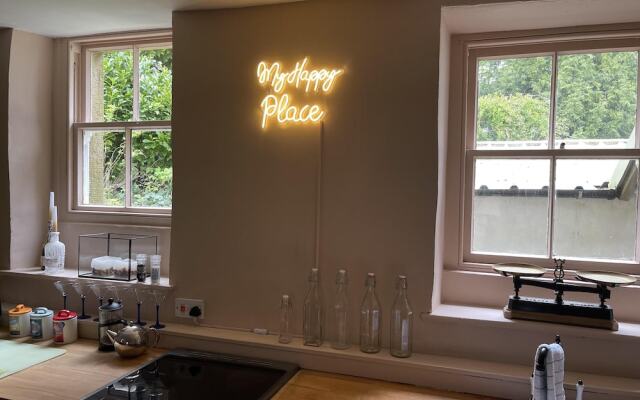 Stunning 2-bedroomed Cottage