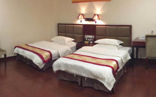 Longquan Hotel