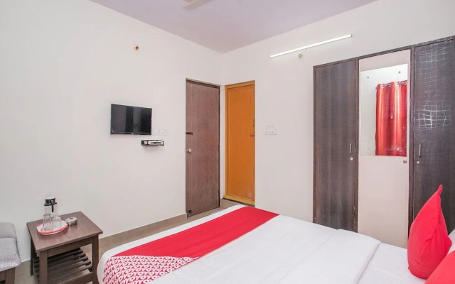 OYO 14519 Sunrise Residency