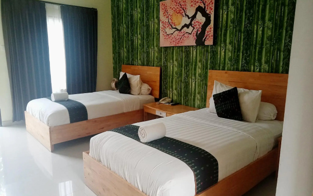 Exotic Komodo Hotel