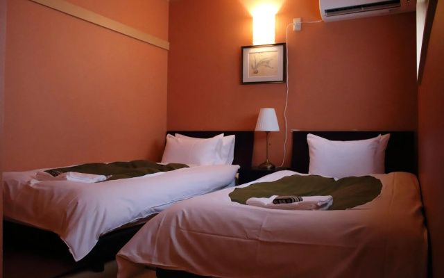 Chiyoda Inn