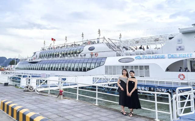 Paradise Suites Hotel