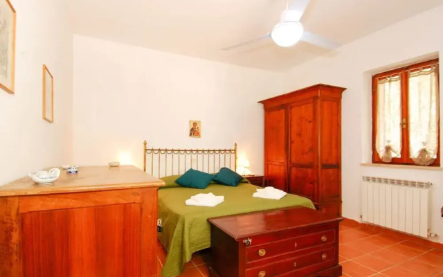 Monte Malbe Charming Villa with Garden and Parking