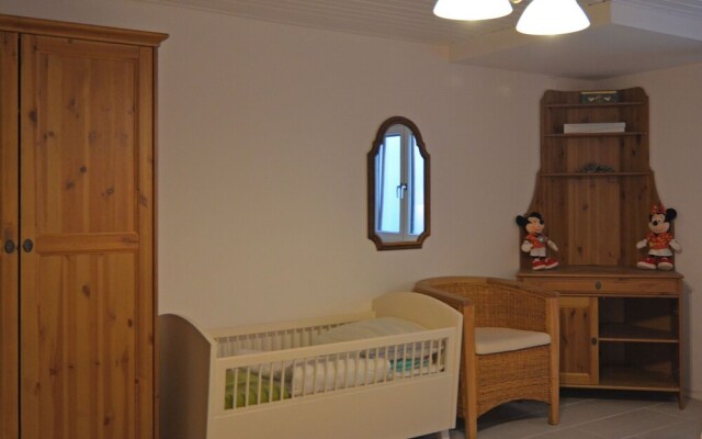 Cozy Holiday Home in Hildfeld with Private Garden