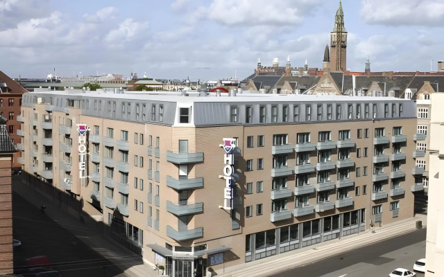 CABINN City Hotel