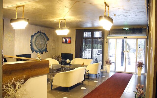 Cadde 7 Otel