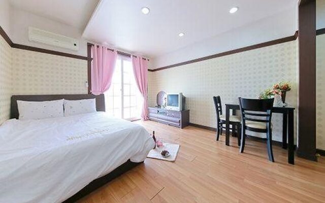 Seongmodosky Port Pension