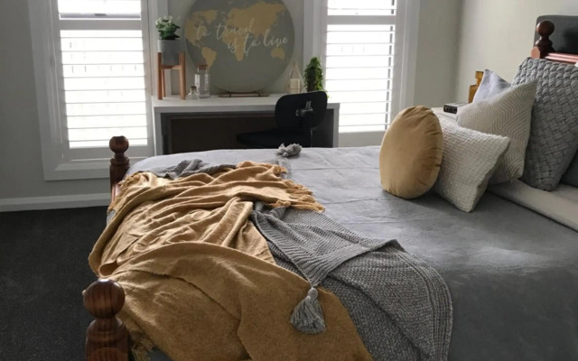 Executive Villa, private 2 bedroom in ideal location