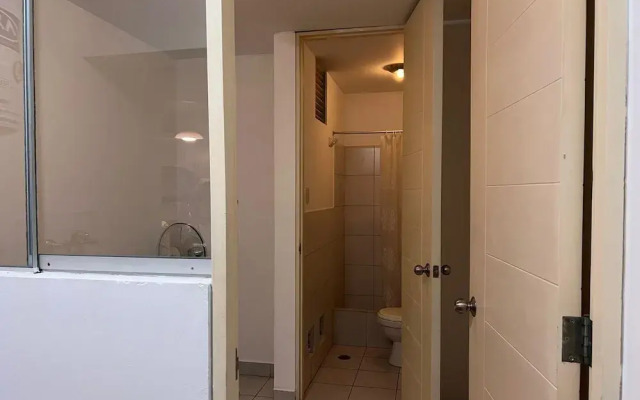 3bed Apt in Miraflores - Free Wifi, Free Parking