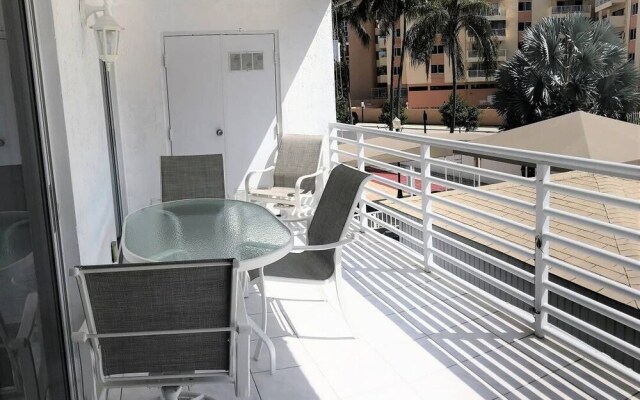 Le Frontenac 210 by Go Florida Condo Sunny Isles