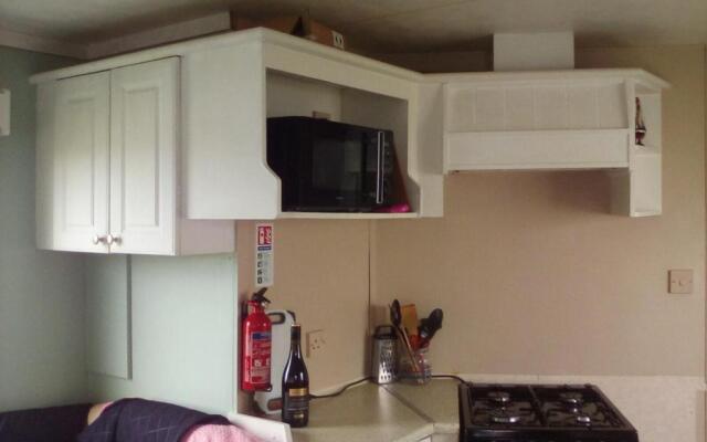 River Views Dog Friendly Caravan 3 Bedrooms