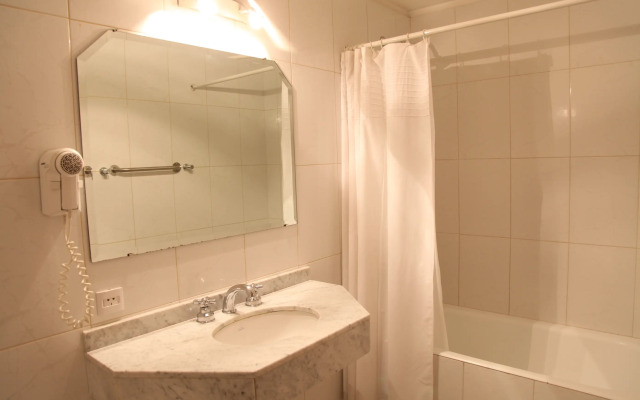Tritone Hotel