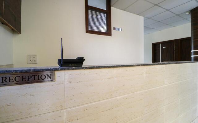 Hotel RK Inn by OYO Rooms