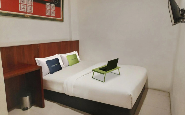 Super OYO 1377 Os Residence