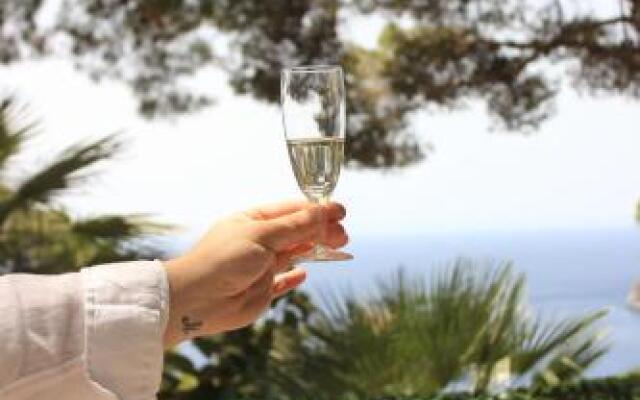 Villacore Capri