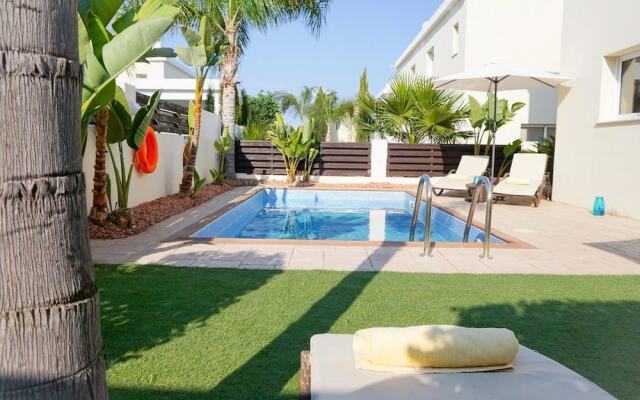 Villa Soraya 3 by Ezoria Holiday Rentals