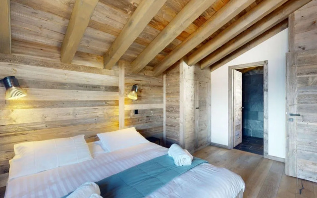 Cosy Chalet in Vex With Balcony