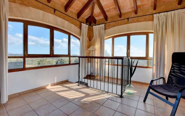 Villa - 4 Bedrooms with Pool - 107803
