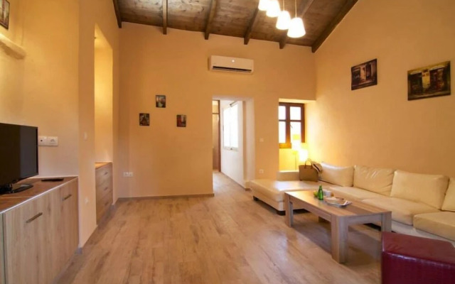 Asikiko Suites
