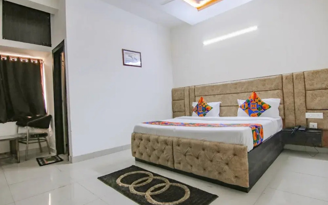 Fabhotel The Nation