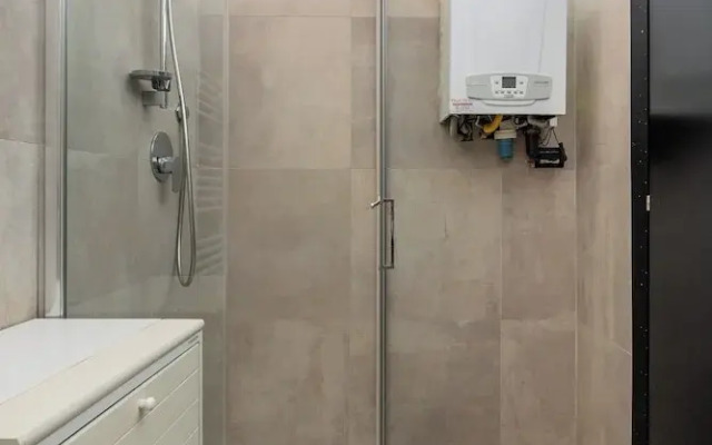 Studio Malcontenti con terrazzo