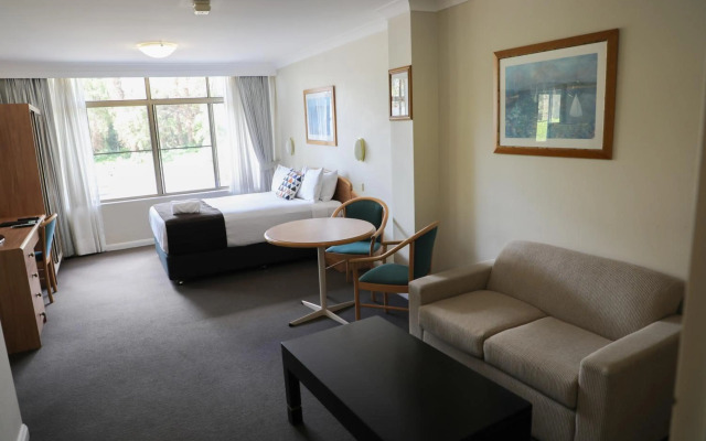 Checkers Resort & Conference Centre