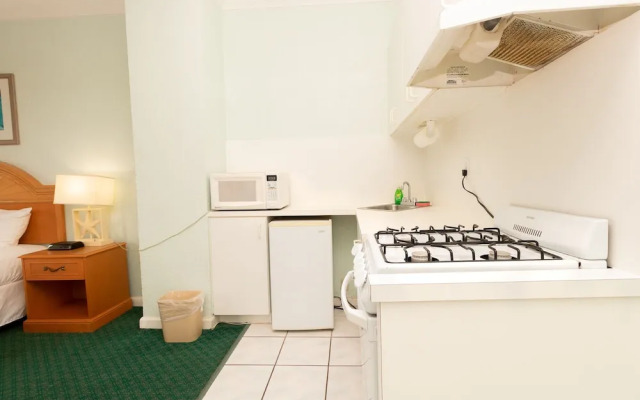 650 Studio Apartment Hollywood Beach