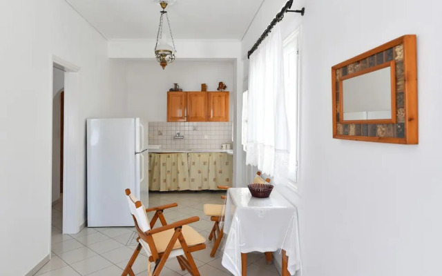 Hara Studios and Apartments