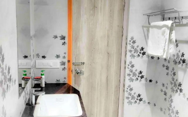 Rbs Hotel & Restaurant