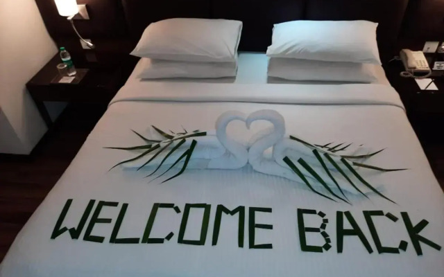 Royal Orchid Central Grazia